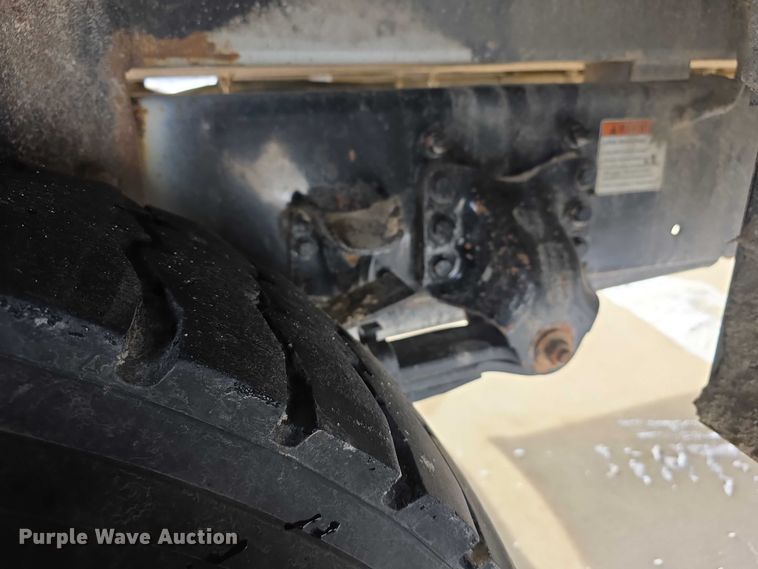 image for item FI0807 2011 Freightliner Business Class M2 bucket truck