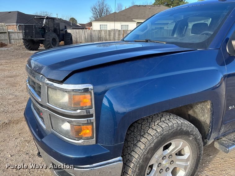 image for item FI1606 2015 Chevrolet Silverado 1500 Crew Cab pickup truck