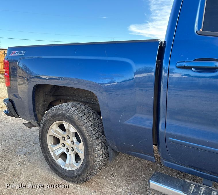 image for item FI1606 2015 Chevrolet Silverado 1500 Crew Cab pickup truck