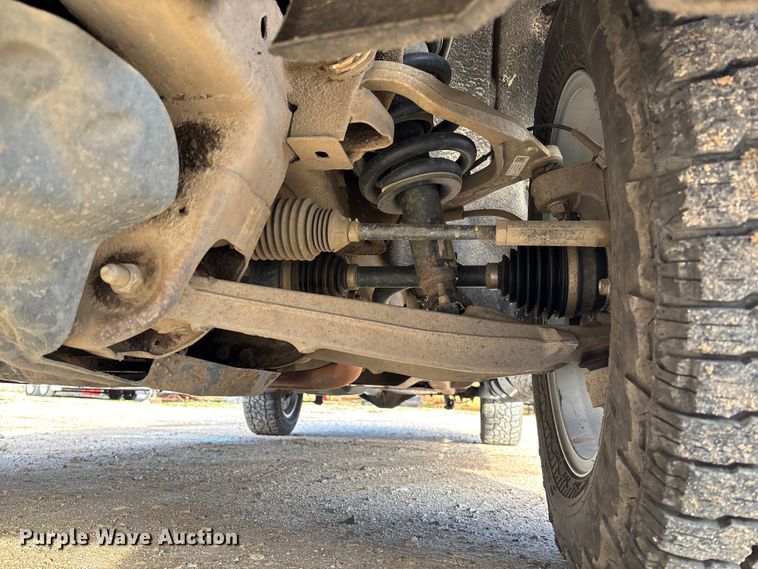 image for item FI1606 2015 Chevrolet Silverado 1500 Crew Cab pickup truck