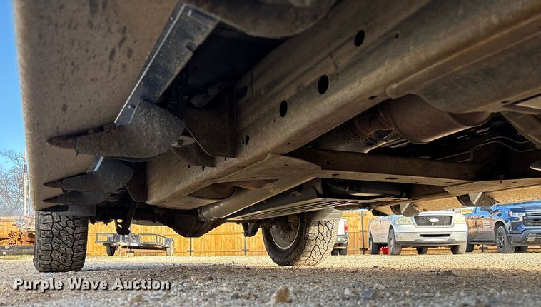 image for item FI1606 2015 Chevrolet Silverado 1500 Crew Cab pickup truck