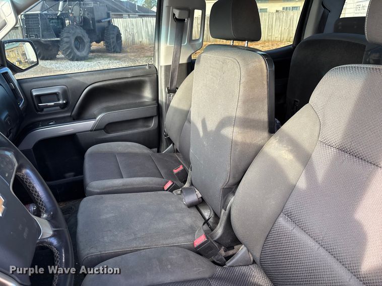 image for item FI1606 2015 Chevrolet Silverado 1500 Crew Cab pickup truck