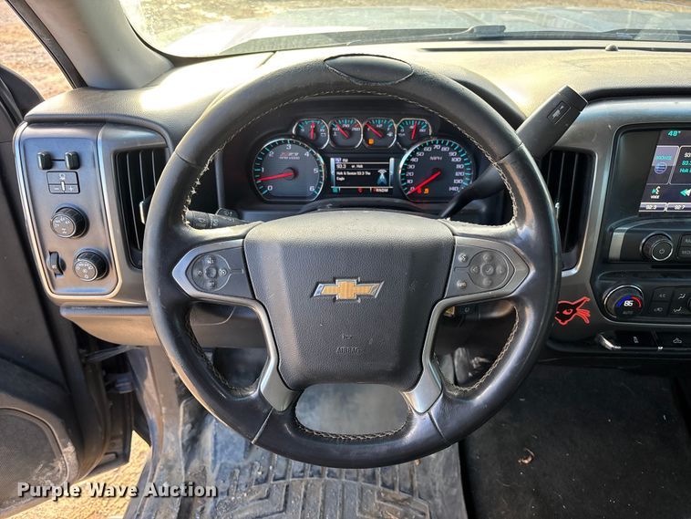 image for item FI1606 2015 Chevrolet Silverado 1500 Crew Cab pickup truck