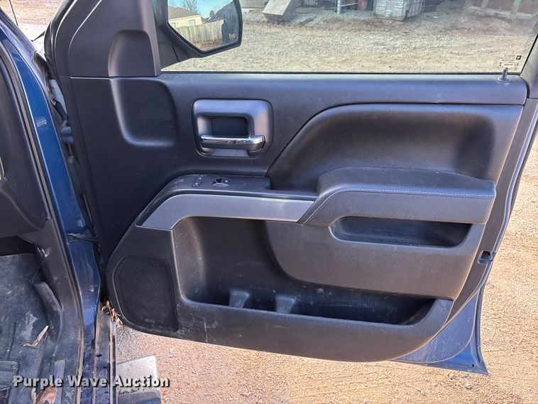 image for item FI1606 2015 Chevrolet Silverado 1500 Crew Cab pickup truck