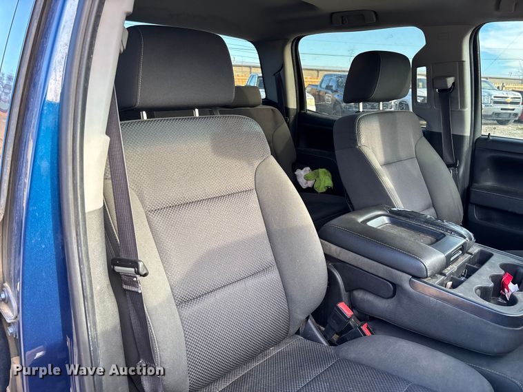 image for item FI1606 2015 Chevrolet Silverado 1500 Crew Cab pickup truck