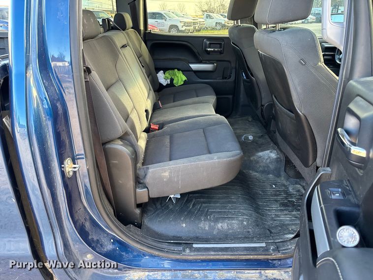 image for item FI1606 2015 Chevrolet Silverado 1500 Crew Cab pickup truck