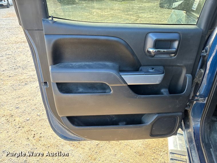 image for item FI1606 2015 Chevrolet Silverado 1500 Crew Cab pickup truck