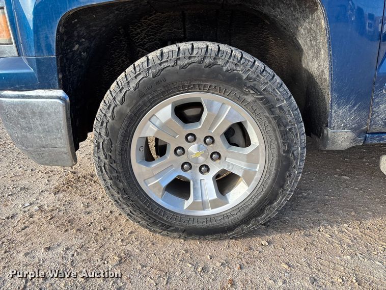 image for item FI1606 2015 Chevrolet Silverado 1500 Crew Cab pickup truck