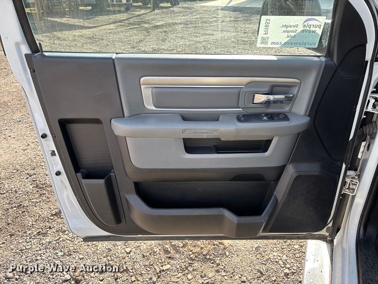 image for item FI1653 2015 RAM 1500 pickup truck