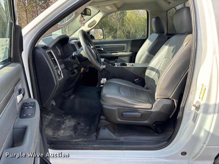 image for item FI1653 2015 RAM 1500 pickup truck