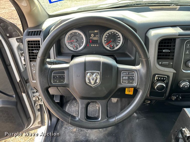 image for item FI1653 2015 RAM 1500 pickup truck