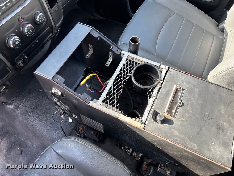 image for item FI1653 2015 RAM 1500 pickup truck