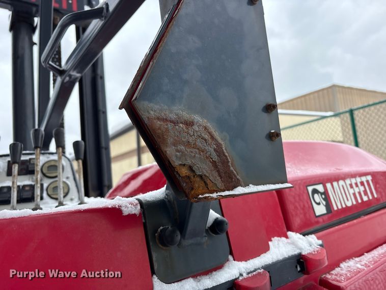 image for item FK1133 2017 Moffett M8 55.4 forklift