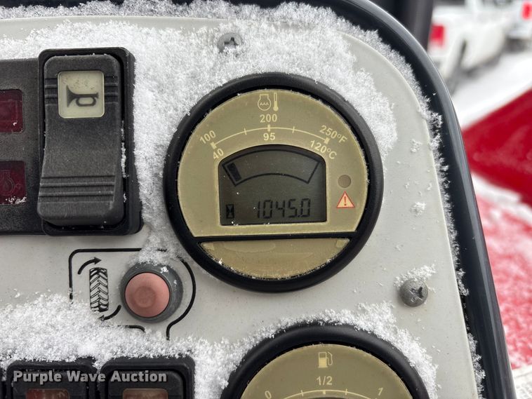 image for item FK1133 2017 Moffett M8 55.4 forklift