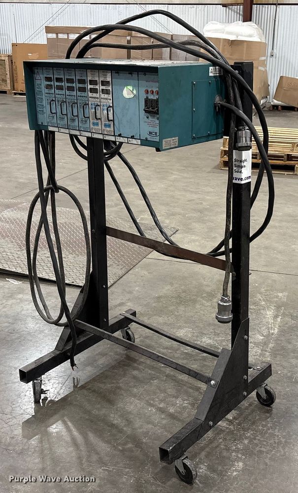 image for item FK1136 Mold Control Systems MFP 8M temperature control unit