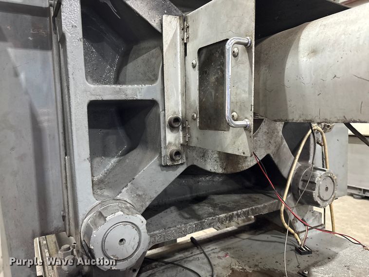 image for item FK1137 Sumitomo SH130C plastic injection molding machine