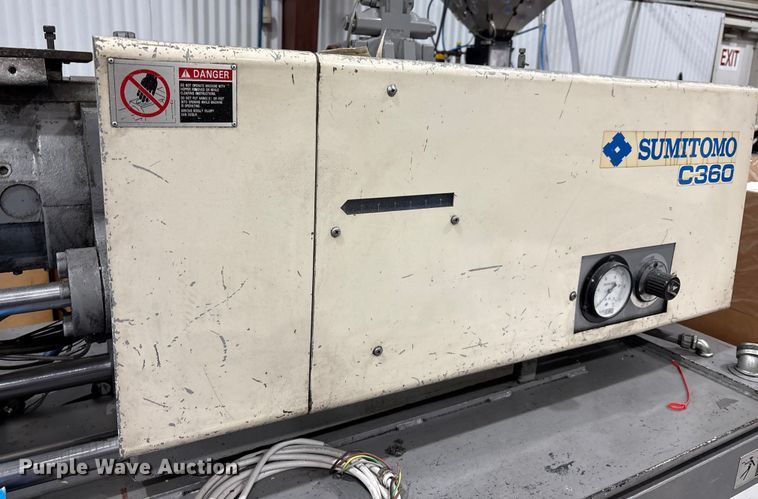 image for item FK1138 Sumitomo SH100A plastic injection molding machine