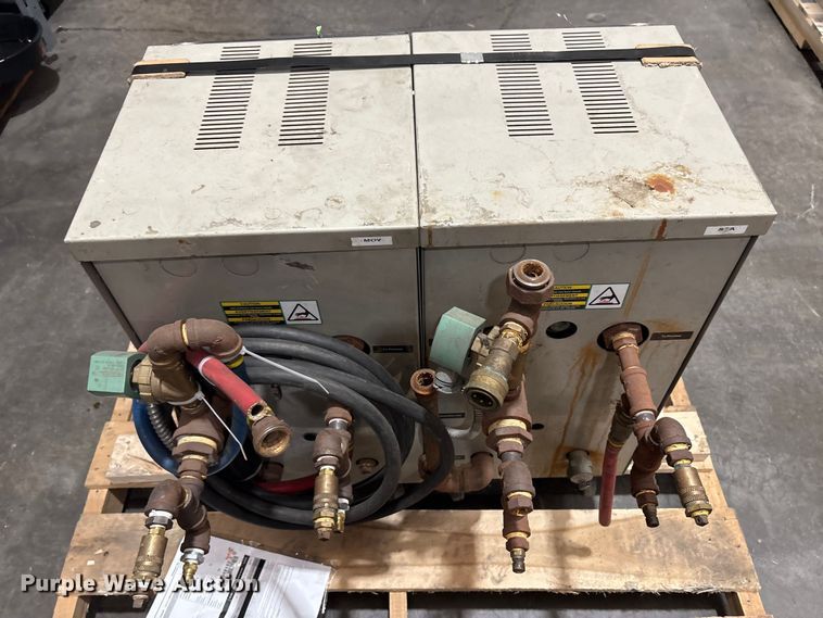 image for item FK1141 Conair TW thermolater quantity 2