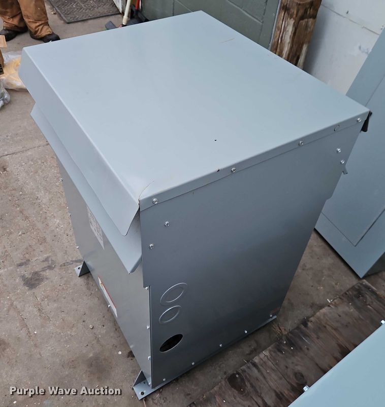 image for item FN5546 (4) transformers