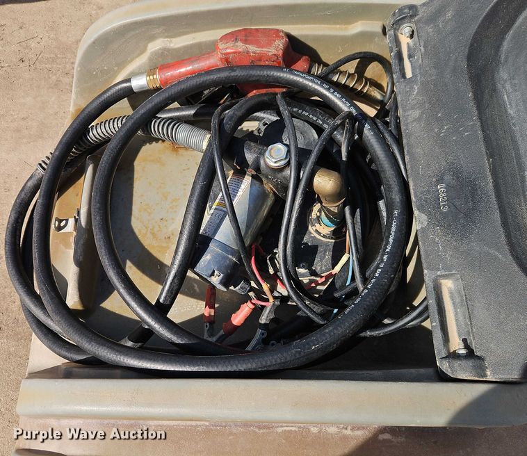 image for item FN5563 Fuel transfer tank