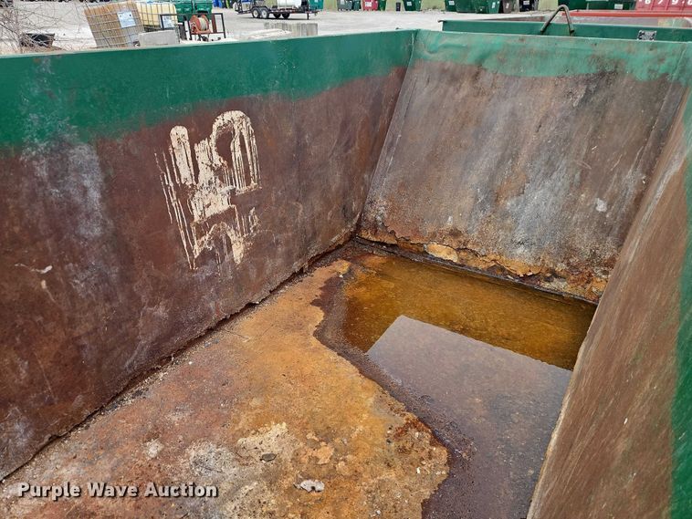 image for item FN5572 (11) dumpsters