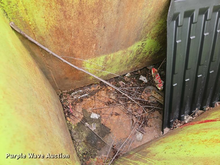 image for item FN5572 (11) dumpsters