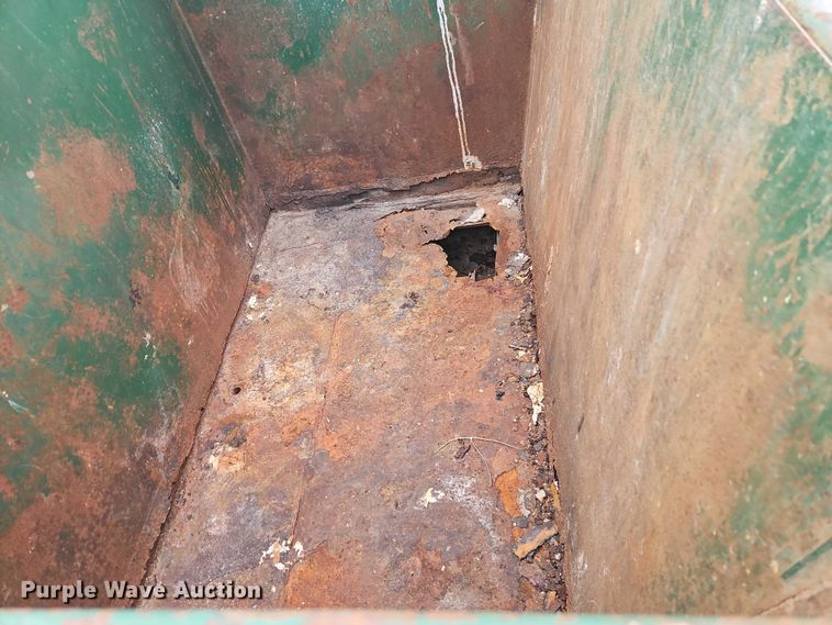 image for item FN5573 (12) dumpsters