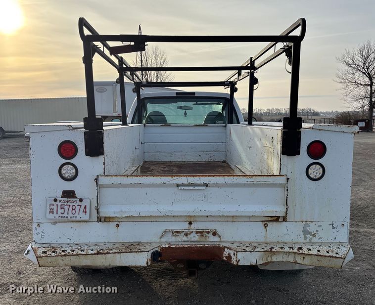 image for item FO3522 2007 Ford F350 utility bed pickup truck