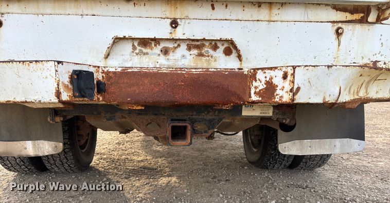 image for item FO3522 2007 Ford F350 utility bed pickup truck