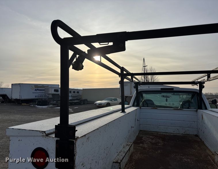 image for item FO3522 2007 Ford F350 utility bed pickup truck