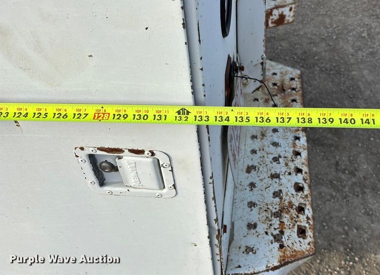 image for item FO3522 2007 Ford F350 utility bed pickup truck