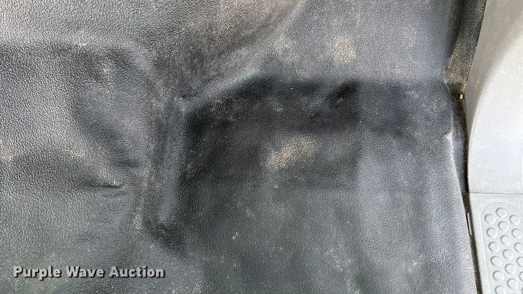 image for item FO3522 2007 Ford F350 utility bed pickup truck