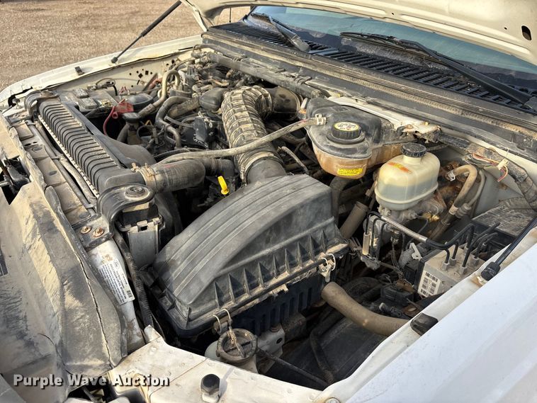 image for item FO3522 2007 Ford F350 utility bed pickup truck