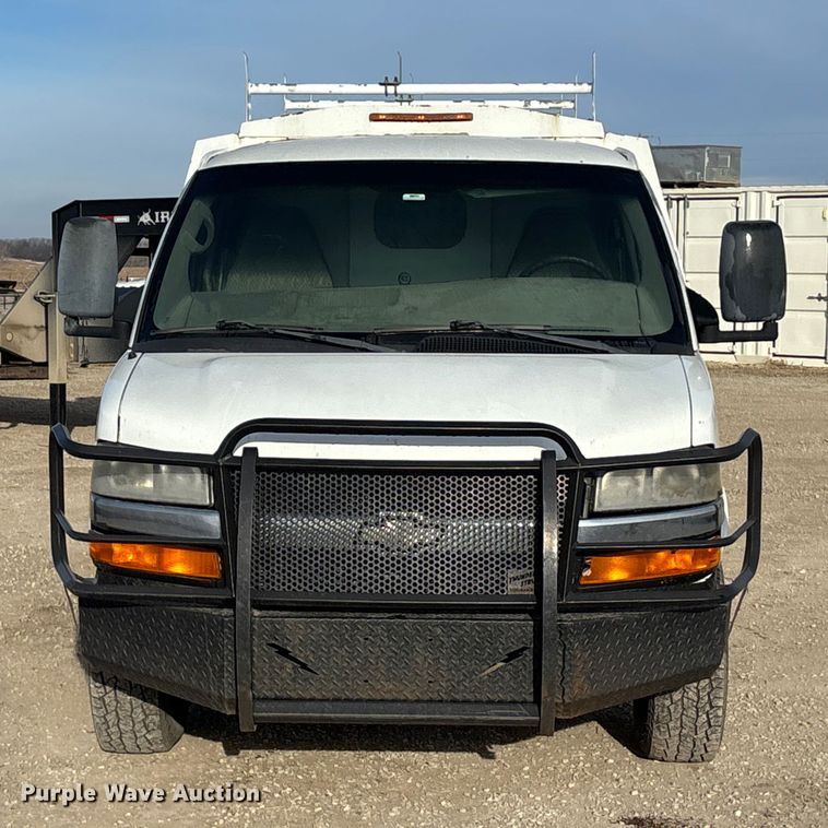 image for item FO3523 2008 Chevrolet Express G3500 utility van