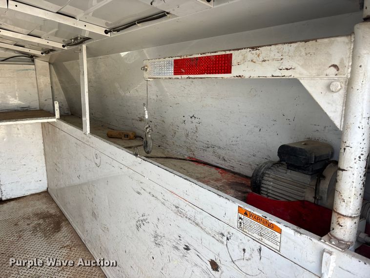 image for item FO3523 2008 Chevrolet Express G3500 utility van