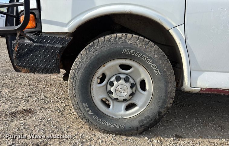 image for item FO3523 2008 Chevrolet Express G3500 utility van