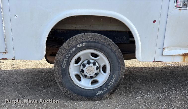 image for item FO3523 2008 Chevrolet Express G3500 utility van