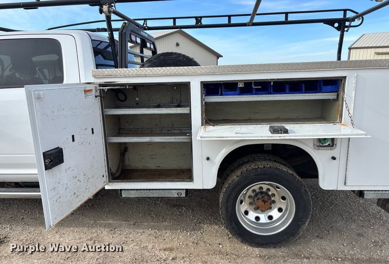 image for item FO3524 2015 RAM 4500 Crew Cab utility / service truck