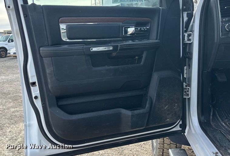 image for item FO3524 2015 RAM 4500 Crew Cab utility / service truck