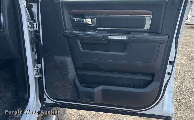 image for item FO3524 2015 RAM 4500 Crew Cab utility / service truck