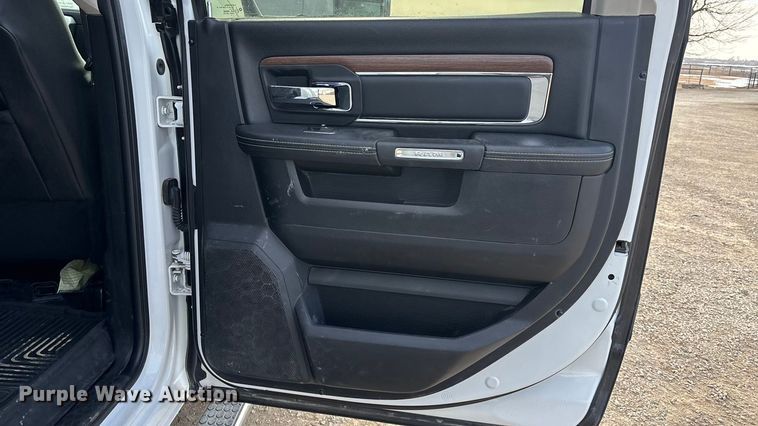 image for item FO3524 2015 RAM 4500 Crew Cab utility / service truck