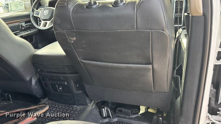 image for item FO3524 2015 RAM 4500 Crew Cab utility / service truck