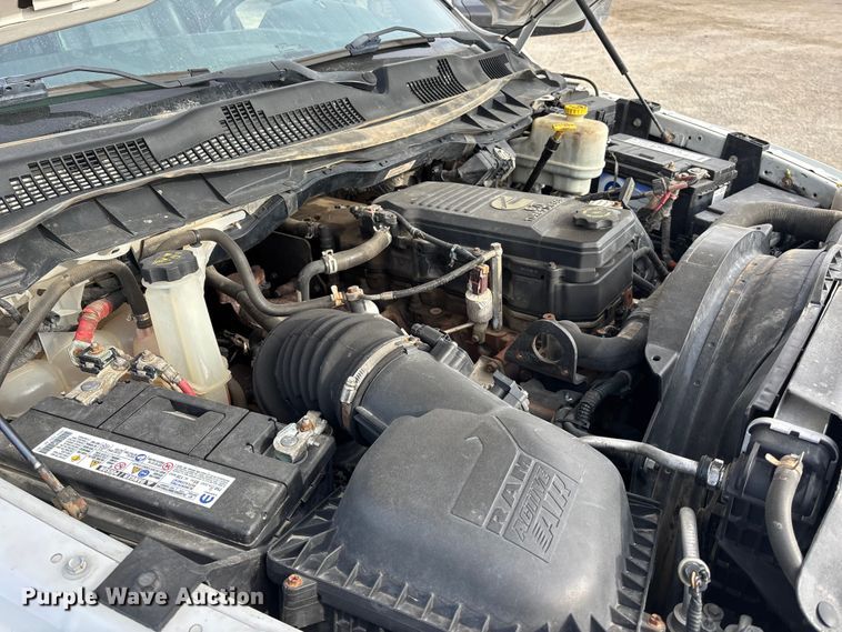 image for item FO3524 2015 RAM 4500 Crew Cab utility / service truck