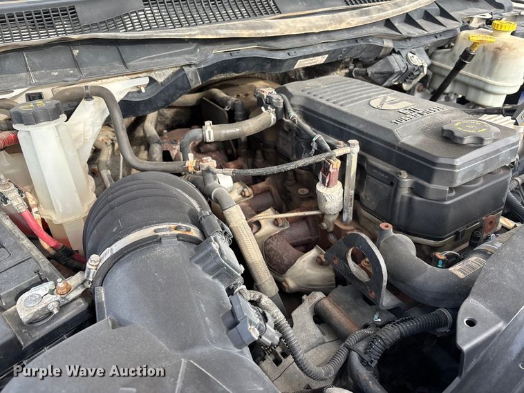 image for item FO3524 2015 RAM 4500 Crew Cab utility / service truck