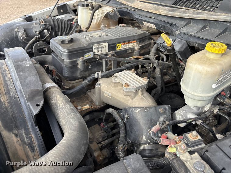 image for item FO3524 2015 RAM 4500 Crew Cab utility / service truck