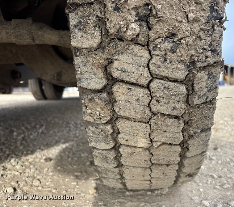 image for item FO3524 2015 RAM 4500 Crew Cab utility / service truck