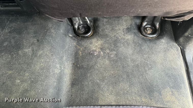 image for item FO3525 2016 RAM 3500 Crew Cab flatbed pickup truck