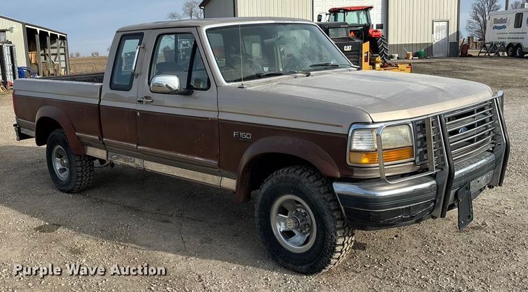 image for item FO3526 1992 Ford F150 Ext. Cab pickup truck