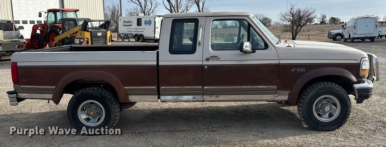 image for item FO3526 1992 Ford F150 Ext. Cab pickup truck