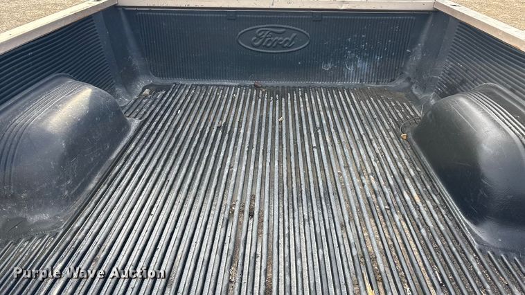 image for item FO3526 1992 Ford F150 Ext. Cab pickup truck